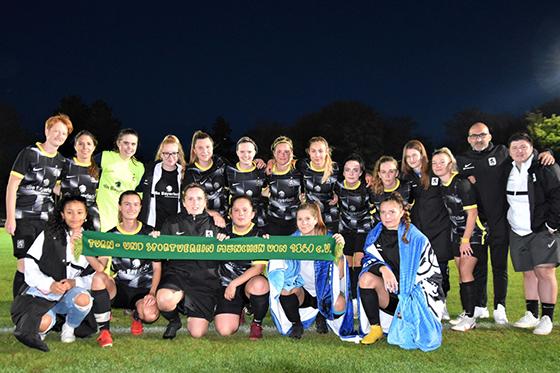 Wintersiegerinnen: Frauen des TSV 1860 München. Foto: LM