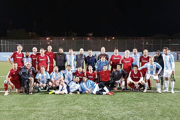 Die „Liga-AH“ bei einem Pokalspiel gegen den FC Puchheim. Foto: TSV 1860