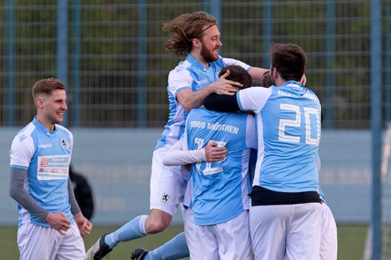 Künftig in der Landkreis-Gruppe unterwegs: die Amateur-Kicker des TSV 1860 München. Foto: Anne Wild