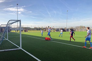 Amateur-Löwen: höchster Sieg der Klubgeschichte Auf dem Weg zu Tor Nummer vierzehn: Mauro Geismann. Foto: A. Seeler