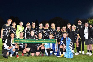 TSV 1860 München ist Herbstmeister Wintersiegerinnen: Frauen des TSV 1860 München. Foto: LM