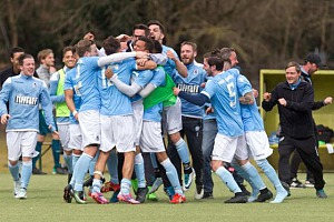 Giesinger Derby geht an Amateur-Löwen Auswärtssieg: Amateur-Löwen beim Sportclub. Foto: Anne Wild