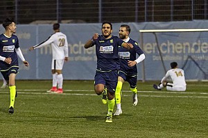Nächster Kantersieg für Amateur-Löwen Torschütze zum 2:0: Cesar Marmolejo Quique. Foto: Anne Wild