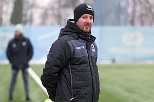 Spielabbruch bei Amateur-Löwen Vom Winde verweht: Andreas Kopfmüller und die Amateur-Löwen. Archivfoto: Anne Wild